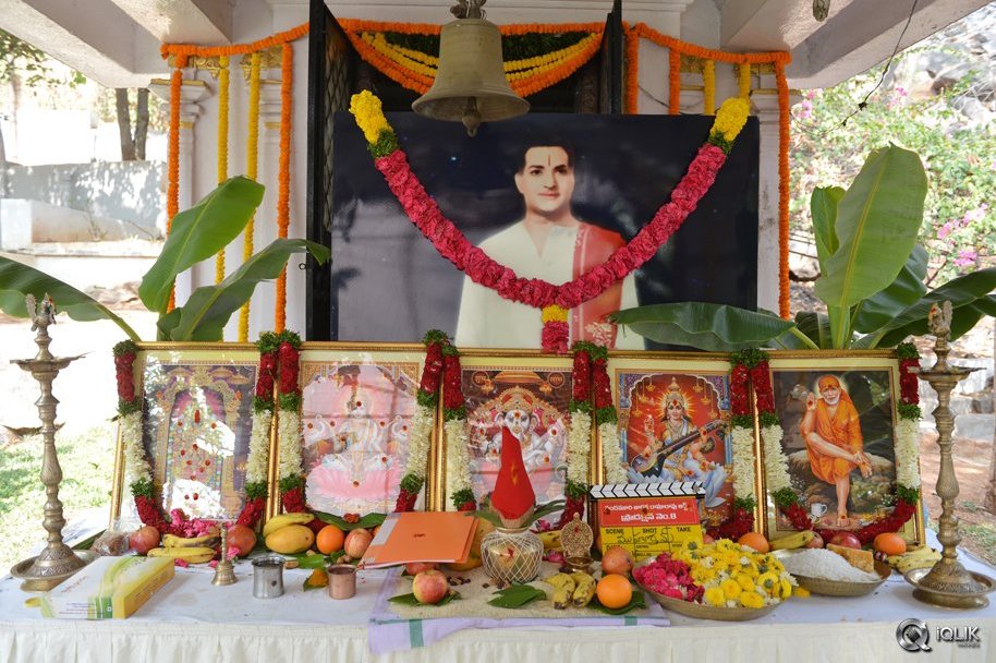 Kalyan-Ram-and-Puri-Jagannadh-Movie-Opening